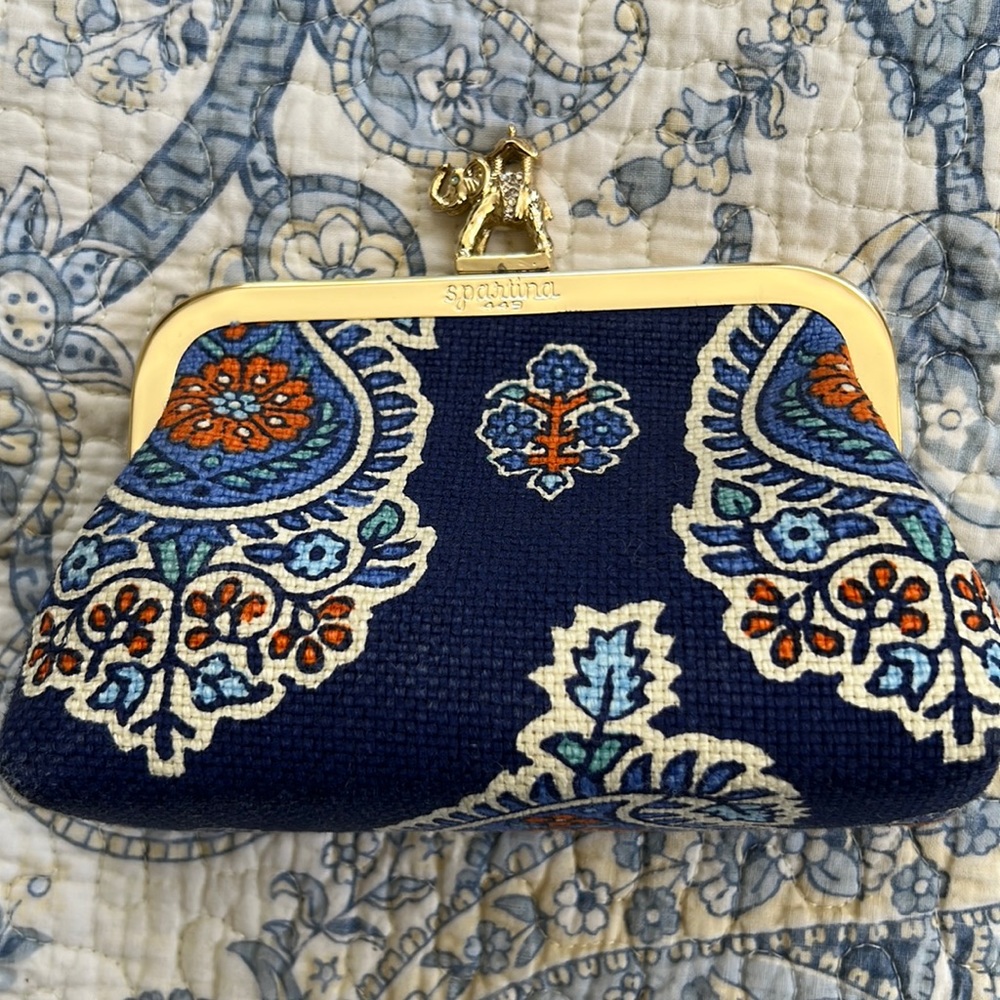 Preppy style clutch